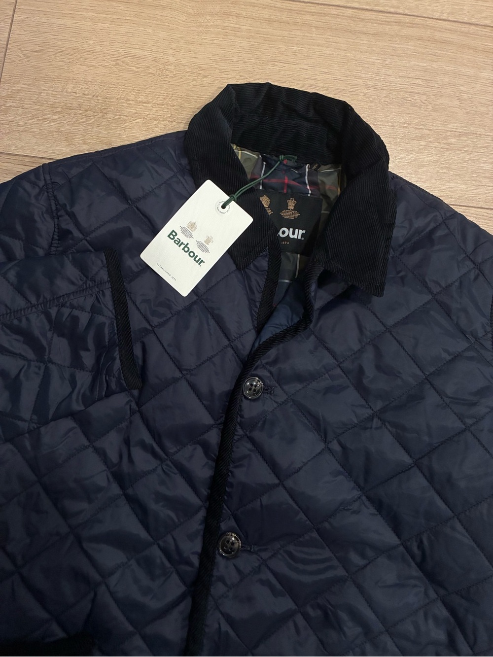 NWT Barbour Men’s Hoxton Liddesdale Quilted Corduroy Jacket Navy Size M